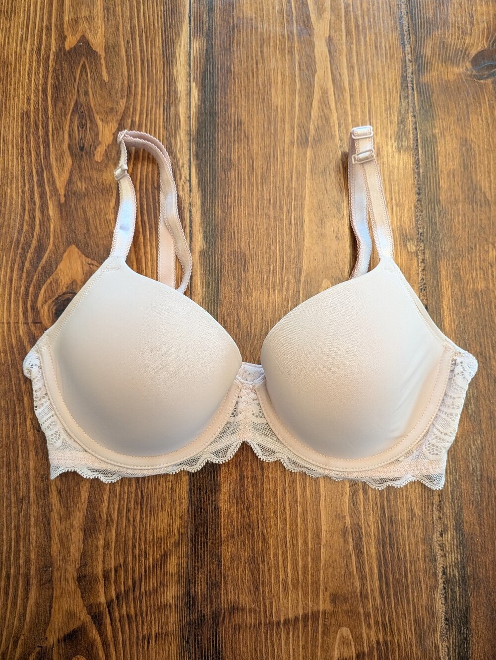 b.tempt'd Women's Lace Trim T-Shirt Bra - Nude Blush Pink